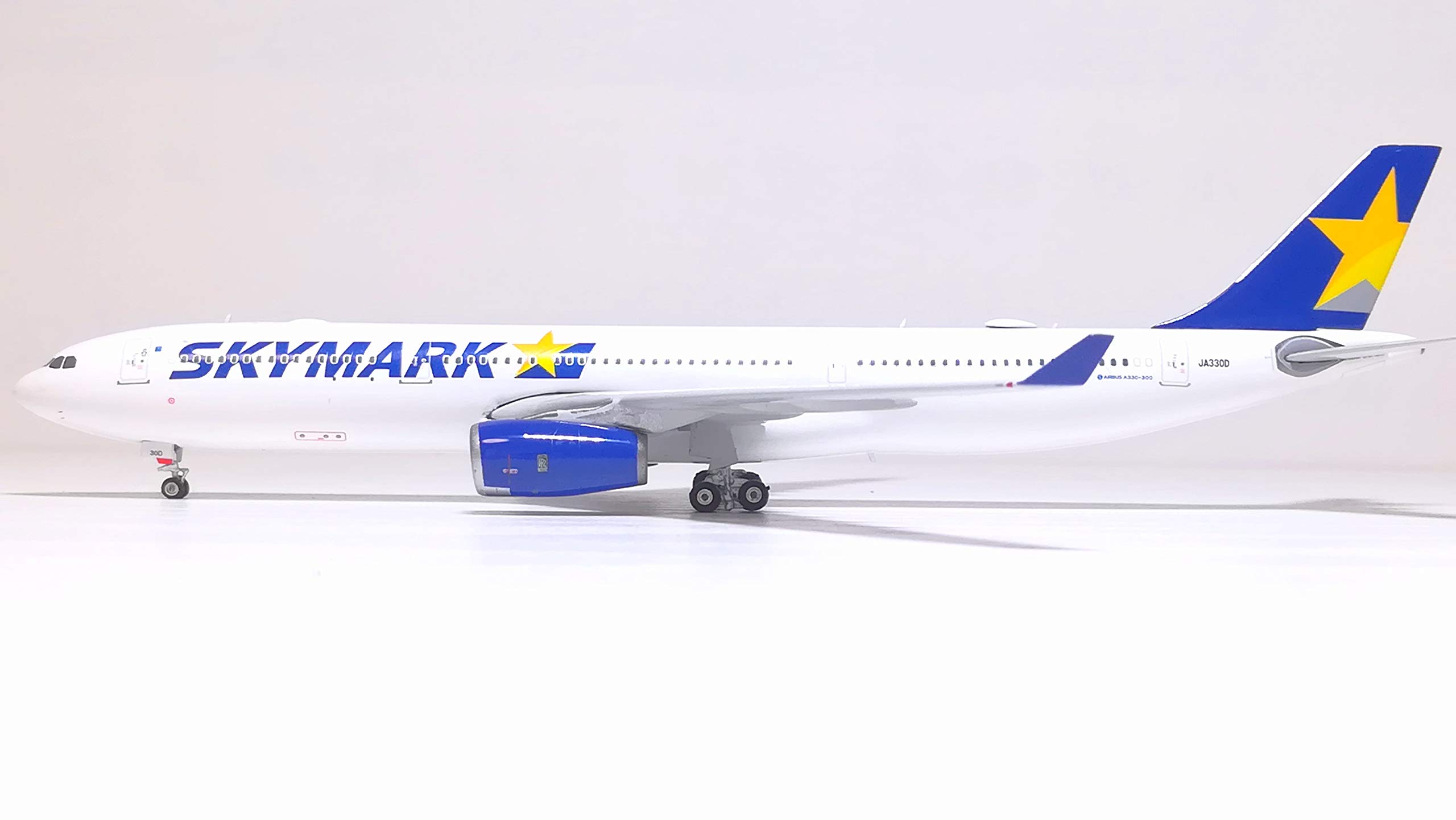 Amazon | Phoenix JA330D A330-300 SKYMARK AIRLINES 1/400